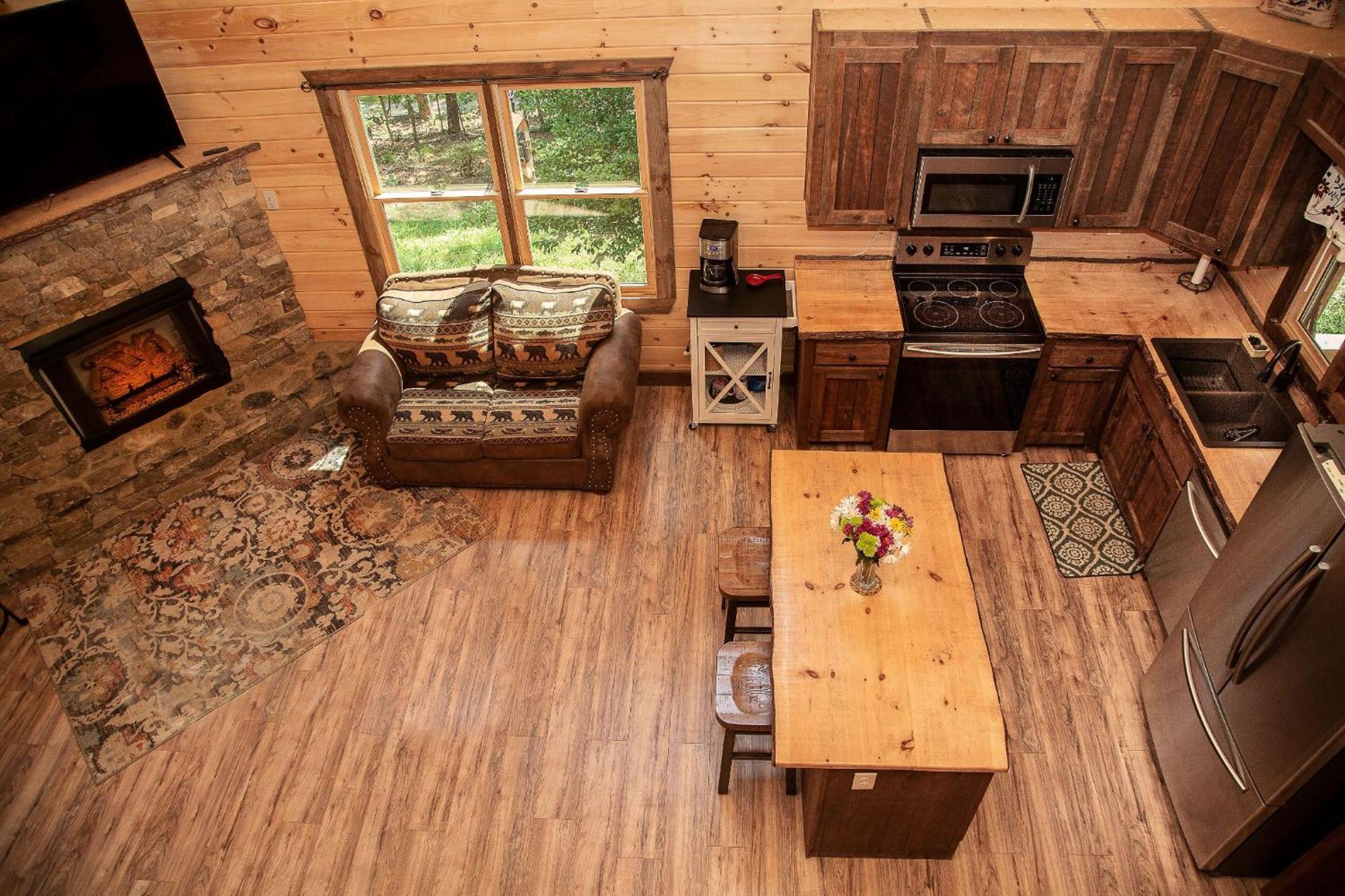 Adore The Smores Rustic Mountain Charm Outdoor Spaces And A Cozy Hot Tub บลูริดจ์ ภายนอก รูปภาพ