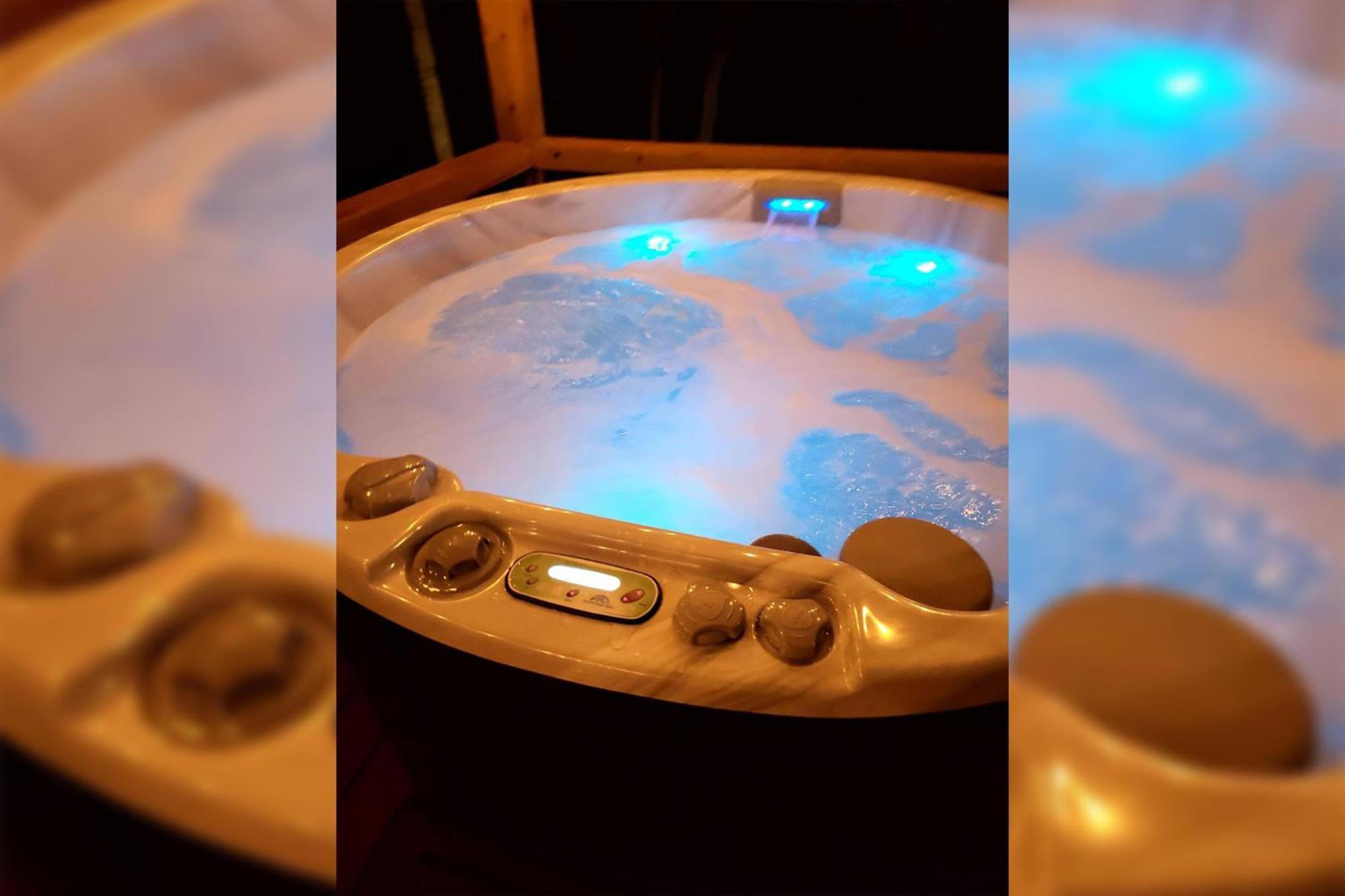 Adore The Smores Rustic Mountain Charm Outdoor Spaces And A Cozy Hot Tub บลูริดจ์ ภายนอก รูปภาพ