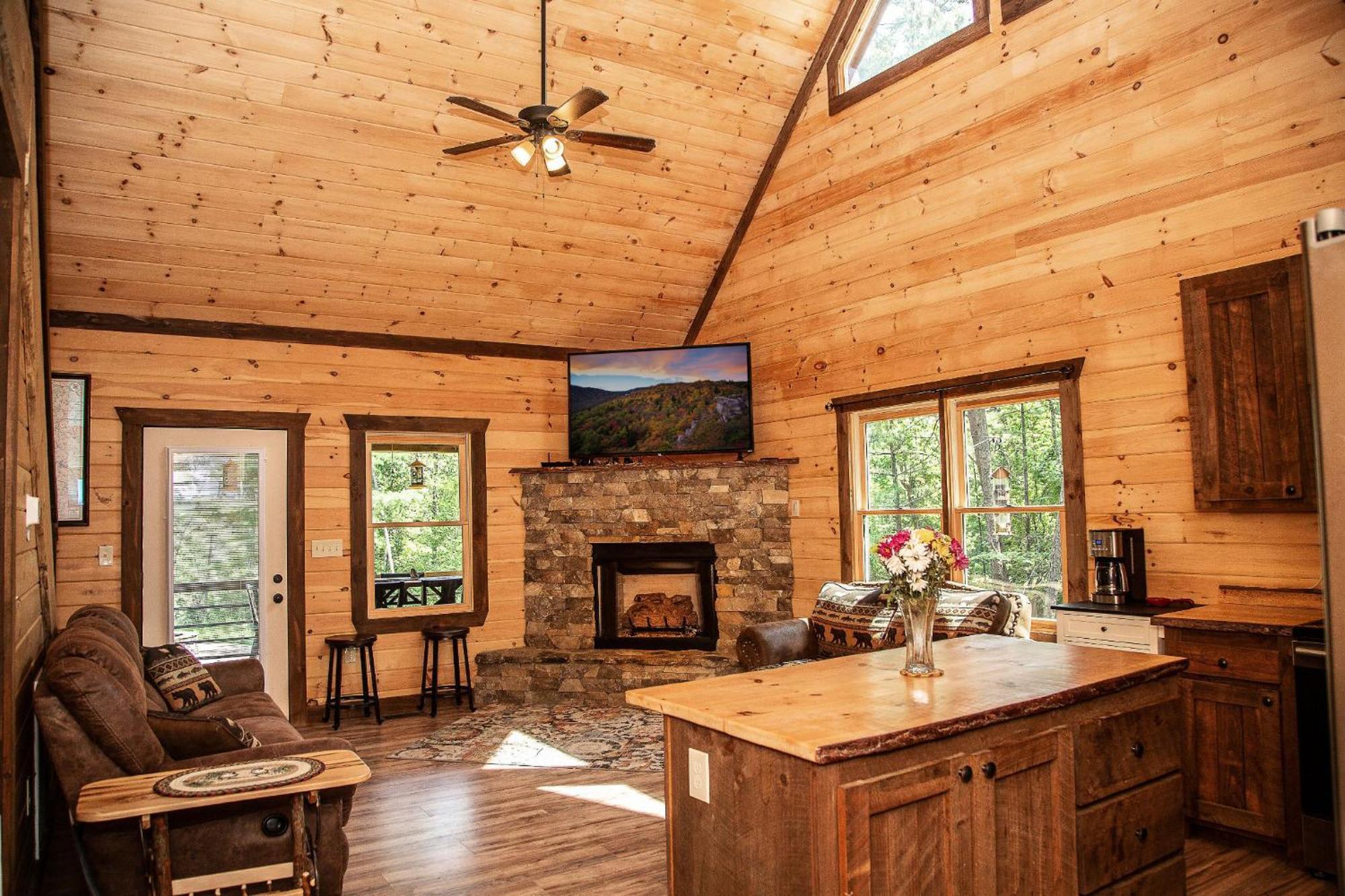 Adore The Smores Rustic Mountain Charm Outdoor Spaces And A Cozy Hot Tub บลูริดจ์ ภายนอก รูปภาพ